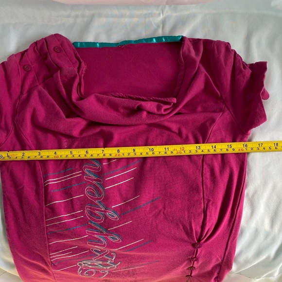 🌷3/$25 Ladies drape neck top - Picture 5 of 5